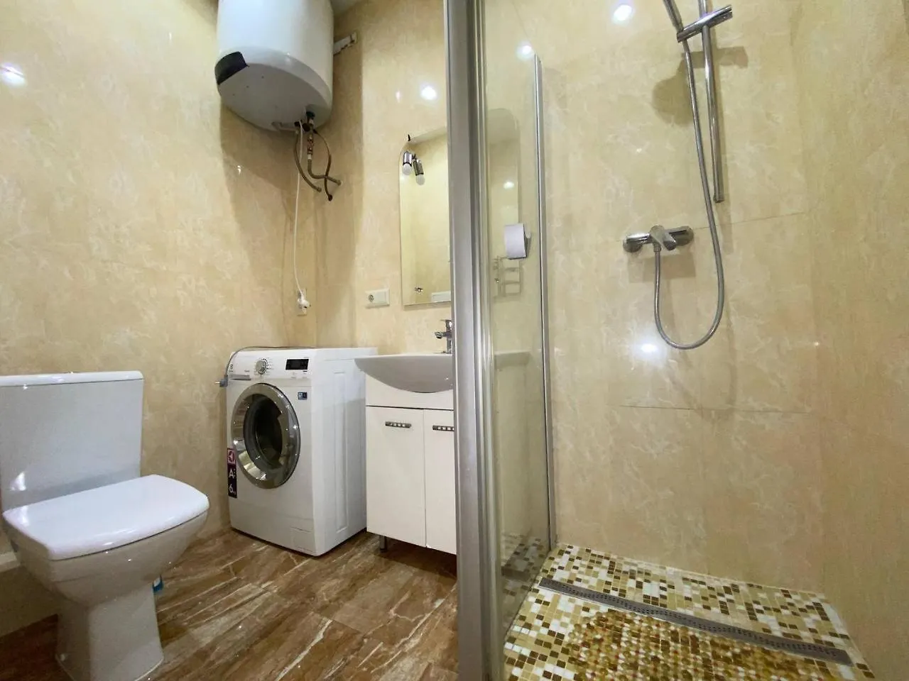 Apartment On Dragomirova Κίεβο