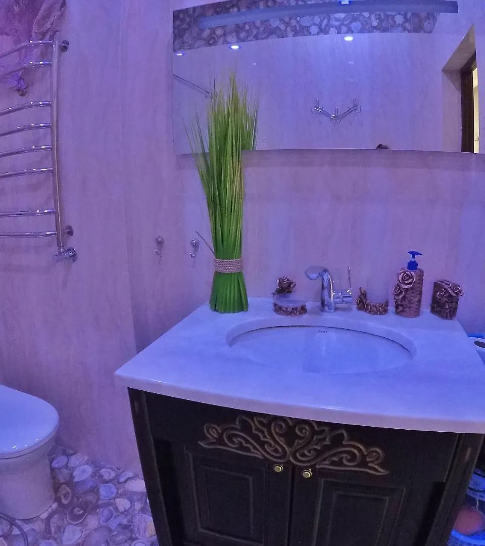 Apartment On Dragomirova Kyiv Ukraine